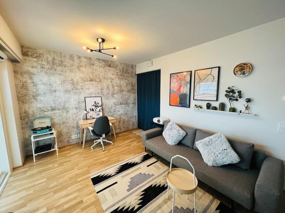 Brand New Modern Condo Built-In Mall Of Tripla Helsinki Exterior foto